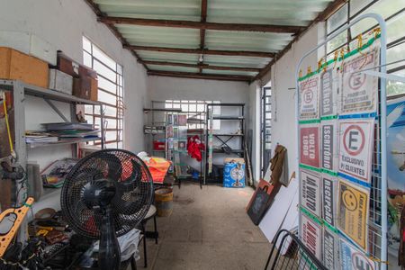 Casa à venda com 298m², 6 quartos e 4 vagasSalão de festas