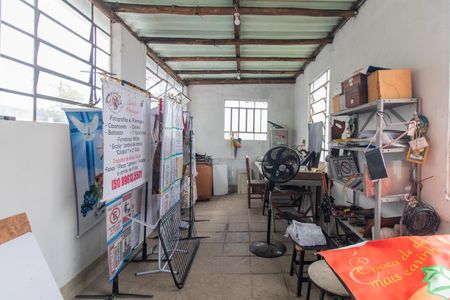 Casa à venda com 298m², 6 quartos e 4 vagasSalão de festas