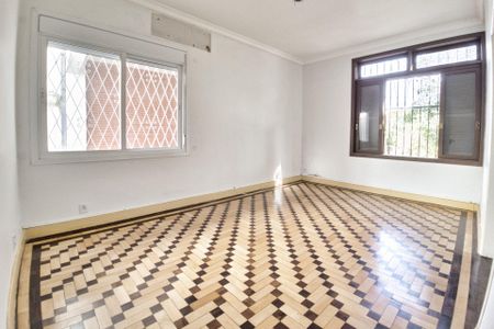 Casa à venda com 259m², 5 quartos e 3 vagasSala