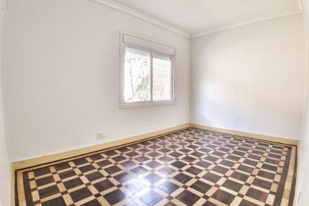 Casa à venda com 259m², 5 quartos e 3 vagasQuarto