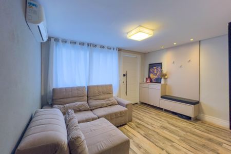 Sala de casa para alugar com 3 quartos, 140m² em Jardim da Gloria, São Paulo