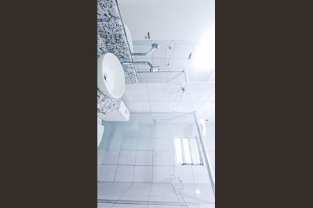Casa à venda com 102m², 2 quartos e 2 vagas Casa à venda com 102m², 2 quartos e 2 vagasBanheiro da Suíte