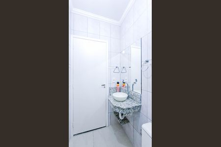 Casa à venda com 102m², 2 quartos e 2 vagas Casa à venda com 102m², 2 quartos e 2 vagasBanheiro da Suíte