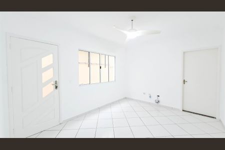 Sala de casa para alugar com 2 quartos, 102m² em Jardim Santa Clara, Guarulhos