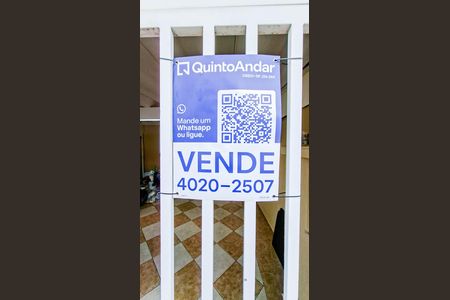 Casa à venda com 102m², 2 quartos e 2 vagas Casa à venda com 102m², 2 quartos e 2 vagasPlaca