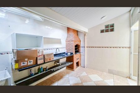 Casa à venda com 102m², 2 quartos e 2 vagas Casa à venda com 102m², 2 quartos e 2 vagasÁrea de Serviço