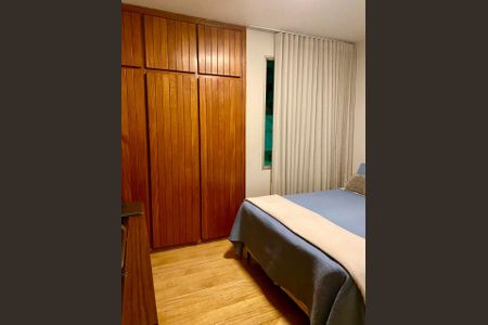 Apartamento para alugar com 170m², 4 quartos e 2 vagas Apartamento para alugar com 170m², 4 quartos e 2 vagasQuarto