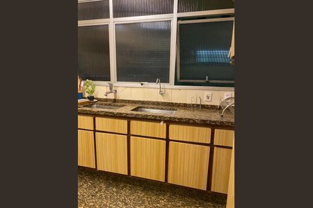 Apartamento para alugar com 170m², 4 quartos e 2 vagas Apartamento para alugar com 170m², 4 quartos e 2 vagasCozinha