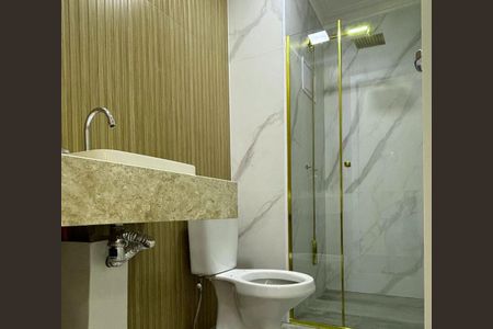 Apartamento à venda com 61m², 2 quartos e 1 vagaSuíte - Banheiro 