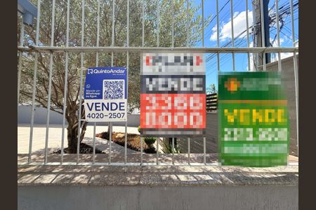 Casa de condomínio à venda com 94m², 3 quartos e 2 vagasPlaca