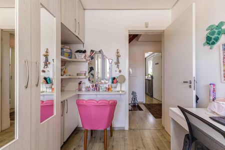 Casa de condomínio à venda com 94m², 3 quartos e 2 vagasQuarto 3