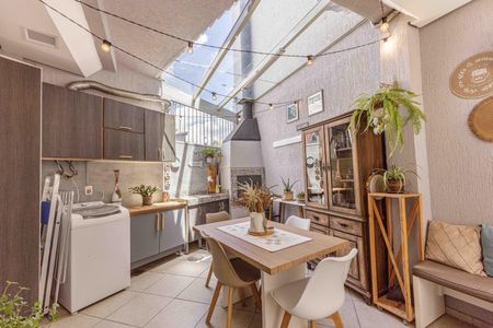 Casa de condomínio à venda com 94m², 3 quartos e 2 vagasÁrea de Serviço