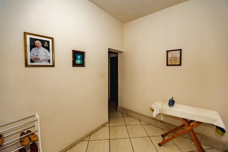 Casa para alugar com 4 quartos, 300m² em Santa Rosa, Belo Horizonte