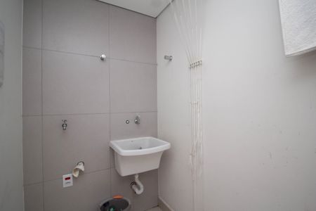 Casa à venda com 220m², 3 quartos e 5 vagas Casa à venda com 220m², 3 quartos e 5 vagasÁrea de Serviço