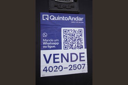 Casa à venda com 220m², 3 quartos e 5 vagas Casa à venda com 220m², 3 quartos e 5 vagasFachada - placa instalada