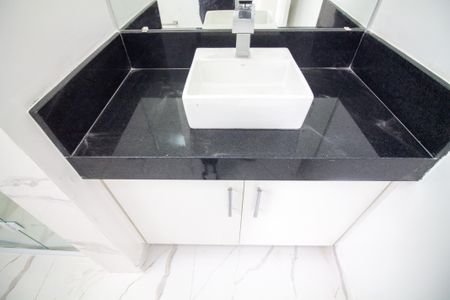 Apartamento para alugar com 76m², 3 quartos e 1 vagaBanheiro