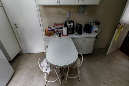Apartamento para alugar com 185m², 5 quartos e 3 vagas Apartamento para alugar com 185m², 5 quartos e 3 vagasDetalhe da cozinha