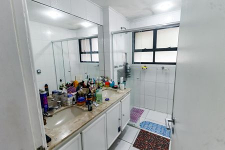 Apartamento para alugar com 185m², 5 quartos e 3 vagas Apartamento para alugar com 185m², 5 quartos e 3 vagasBanheiro da Suíte 3