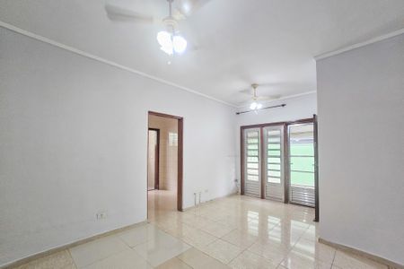 Sala de apartamento para alugar com 2 quartos, 70m² em Jardim Santa Maria, Guarujá