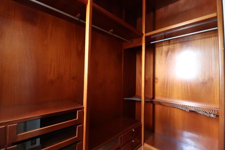 Apartamento para alugar com 300m², 3 quartos e 2 vagasQuarto 2 - Suíte