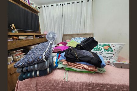 Casa de condomínio à venda com 127m², 3 quartos e 2 vagasQuarto 1