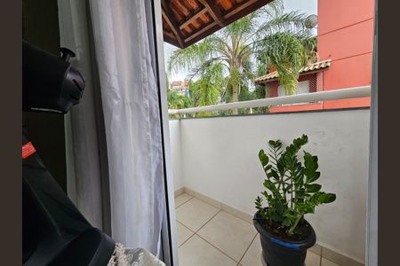 Casa de condomínio à venda com 127m², 3 quartos e 2 vagasVaranda Suite