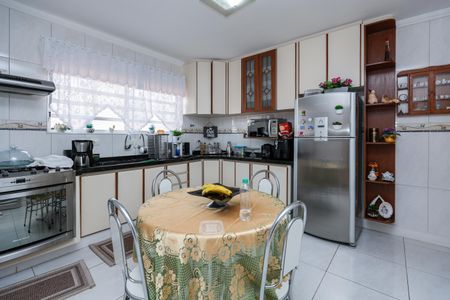 Casa para alugar com 136m², 3 quartos e 3 vagas Casa para alugar com 136m², 3 quartos e 3 vagasCozinha