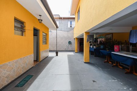 Casa para alugar com 136m², 3 quartos e 3 vagas Casa para alugar com 136m², 3 quartos e 3 vagasÁrea externa