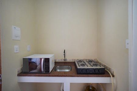 Cozinha de casa para alugar com 1 quarto, 35m² em Monte Verde, Florianópolis