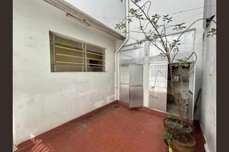 Casa à venda com 271m², 5 quartos e 1 vagaQuintal