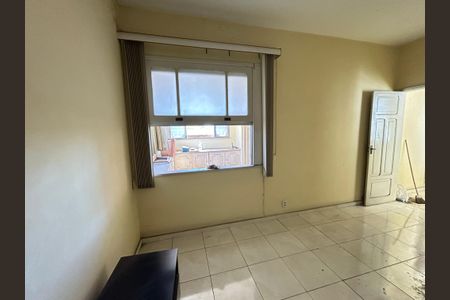 Casa à venda com 271m², 5 quartos e 1 vagaSuíte 1