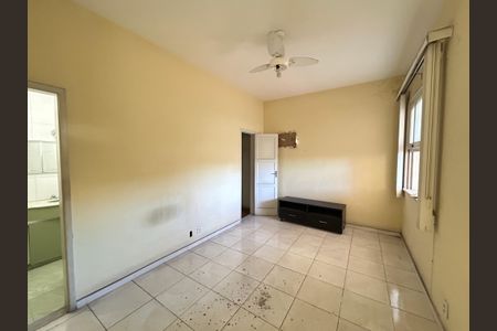 Casa à venda com 271m², 5 quartos e 1 vagaSuíte 1