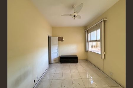 Casa à venda com 271m², 5 quartos e 1 vagaSuíte 1