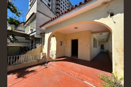 Casa à venda com 271m², 5 quartos e 1 vagaVaranda