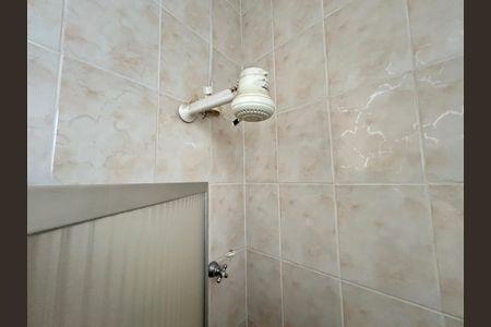 Casa à venda com 271m², 5 quartos e 1 vagaChuveiro da Suíte 2