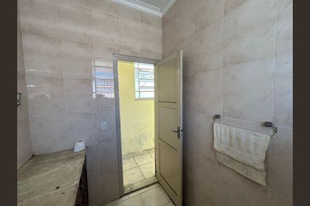 Casa à venda com 271m², 5 quartos e 1 vagaLavabo