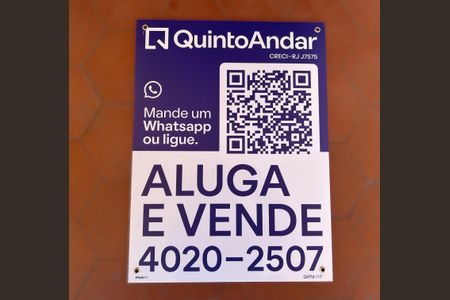 Casa à venda com 271m², 5 quartos e 1 vagaQXFM-117