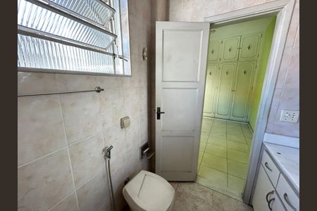 Casa à venda com 271m², 5 quartos e 1 vagaBanheiro da Suíte 2