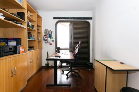 Apartamento à venda com 150m², 4 quartos e 3 vagas Apartamento à venda com 150m², 4 quartos e 3 vagasQuarto