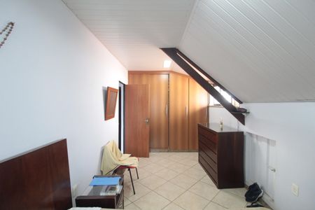 Casa à venda com 360m², 5 quartos e 2 vagasQuarto 1