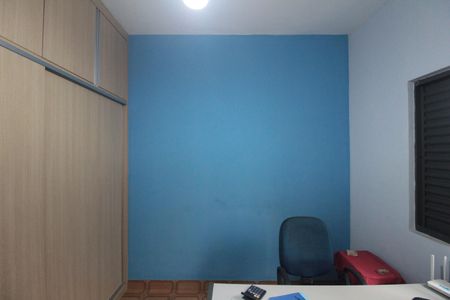 Casa à venda com 360m², 5 quartos e 2 vagasQuarto 4