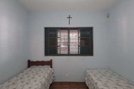 Casa à venda com 360m², 5 quartos e 2 vagasQuarto 3