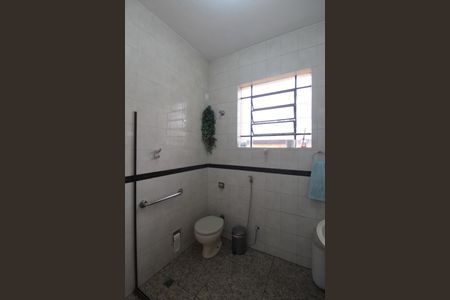 Casa à venda com 360m², 5 quartos e 2 vagasBanheiro Social 2