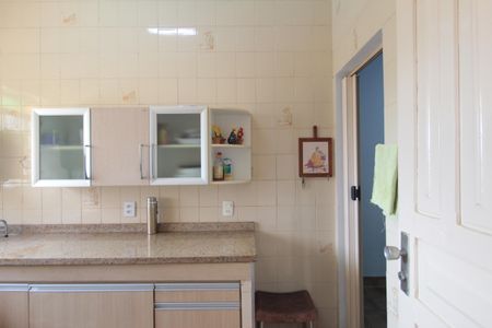 Casa à venda com 360m², 5 quartos e 2 vagasCozinha