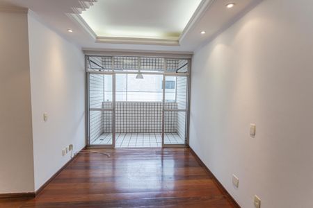 Apartamento à venda com 110m², 3 quartos e 2 vagas Apartamento à venda com 110m², 3 quartos e 2 vagasSala