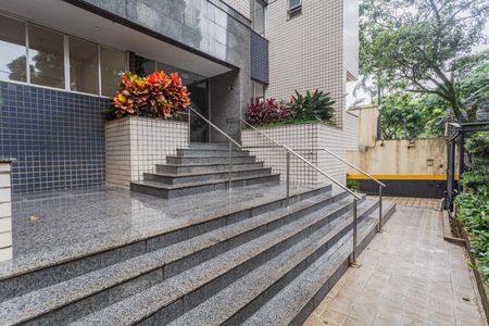 Apartamento à venda com 110m², 3 quartos e 2 vagas Apartamento à venda com 110m², 3 quartos e 2 vagasHall de entrada