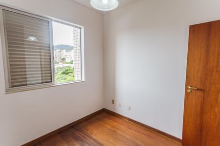 Apartamento à venda com 110m², 3 quartos e 2 vagas Apartamento à venda com 110m², 3 quartos e 2 vagasQuarto 3
