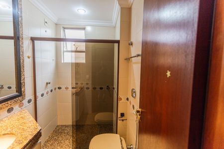 Apartamento à venda com 110m², 3 quartos e 2 vagas Apartamento à venda com 110m², 3 quartos e 2 vagasBanheiro Social