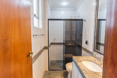 Apartamento à venda com 110m², 3 quartos e 2 vagas Apartamento à venda com 110m², 3 quartos e 2 vagasBanheiro da Suíte