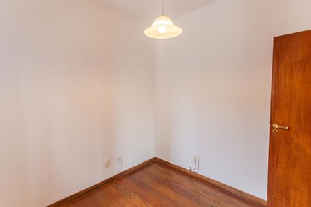 Apartamento à venda com 110m², 3 quartos e 2 vagas Apartamento à venda com 110m², 3 quartos e 2 vagasQuarto 2